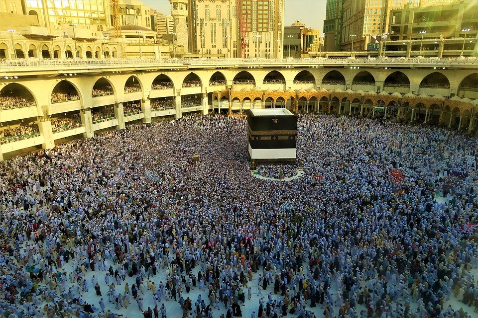 Umrah Packages 2024 from USA: Experience Mecca & Madinah’s Majesty
